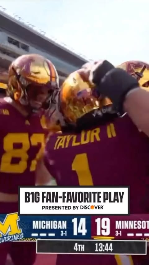 Instagram post by @bigtennetwork for Discover. Caption reads: [...] crazy in Huntington Bank Stadium 💥 📍....