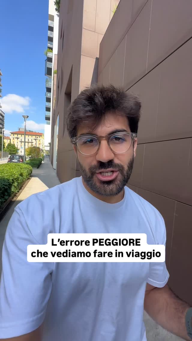 Instagram post by @befric for Saily. Caption reads: È difficile e se non si arriva preparati si rimane....