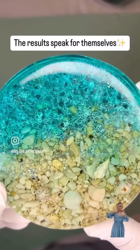 Instagram post by @wildheartresinart for Resiners. Caption reads: [...] help. These are my favorite tools from....