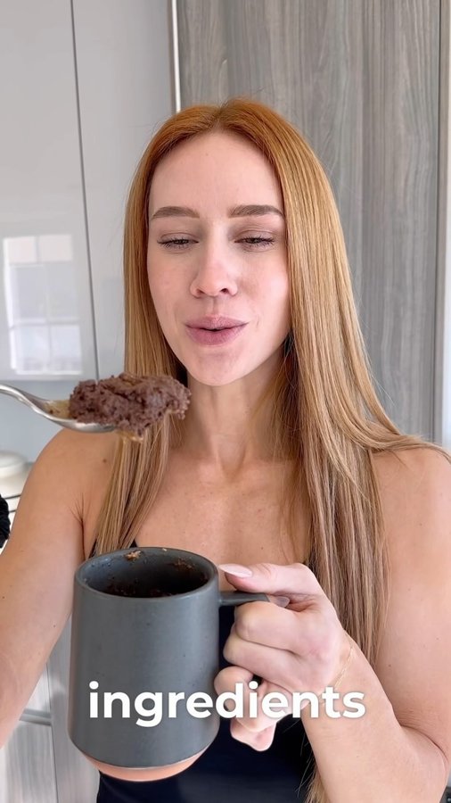 Instagram post by @thedailykelsey for KOS. Caption reads: [...] 💌Save for later when you make dessert! @kos....