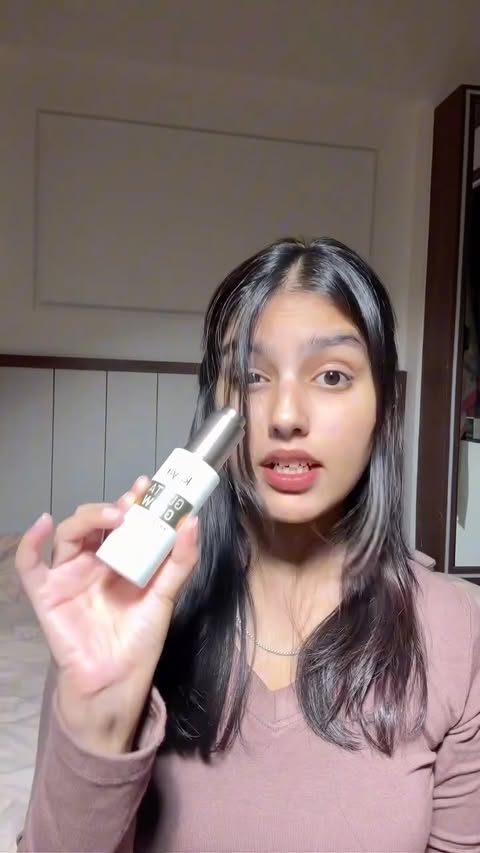 Instagram post by @harshieesthetic for Kaya Science. Caption reads: summer glow but make it skincare not filters 😭✨....