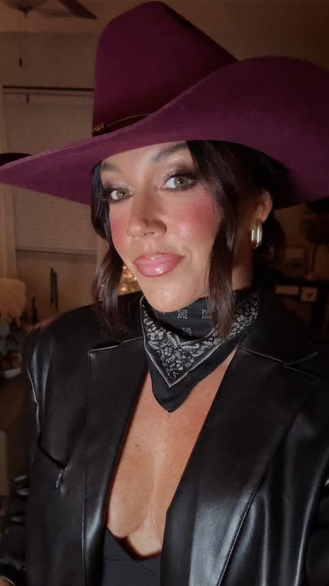 Instagram post by @mystyledmuse for Dingo 1969. Caption reads: 🍷🍇🤌🏽 @gigipip 
•
•
Boots are @dingo_1969....