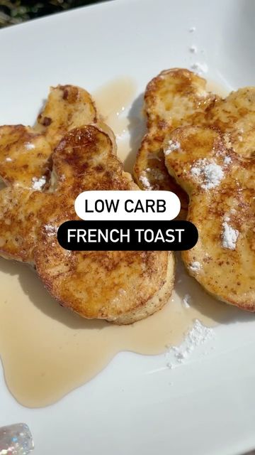 Instagram post by @dininwithjas for The Sola Company. Caption reads: Low Carb Cinnamon French Toast! ⠀
⠀
#ad How cute....