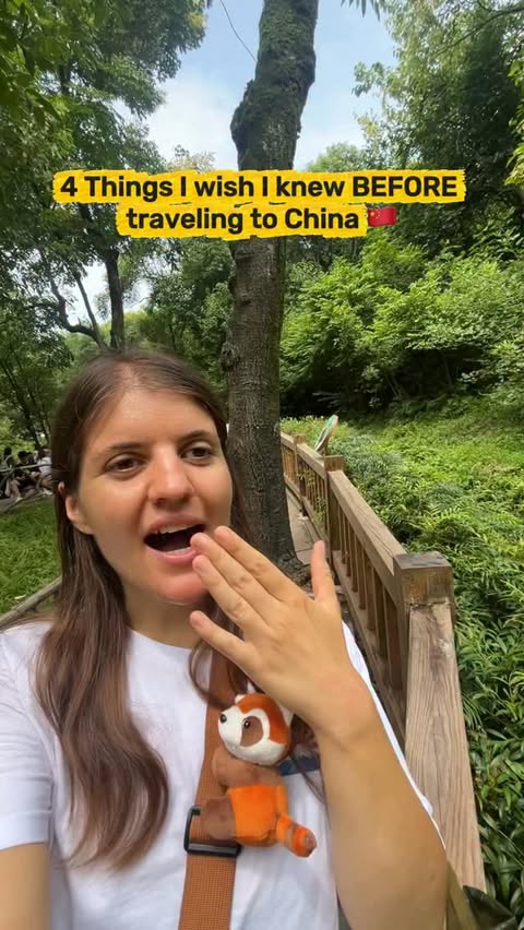 Instagram post by @steph.venture for Yesim. Caption reads: [...] visit to China 🇨🇳🤩 And traveling with....