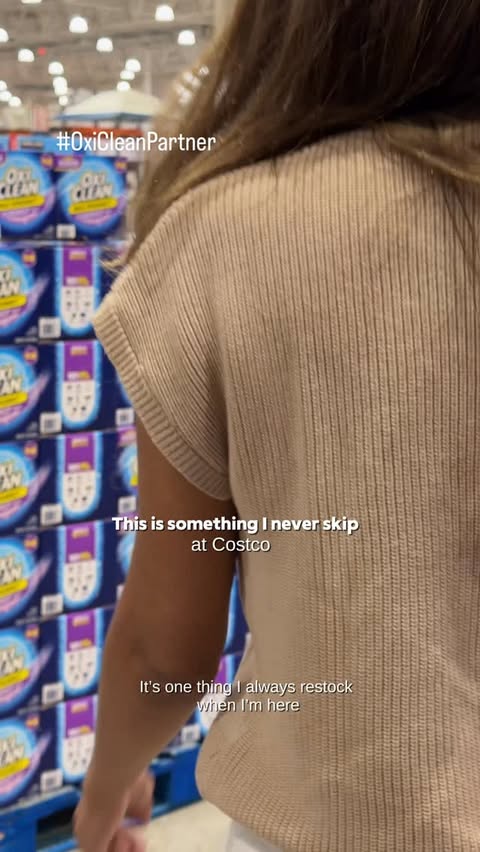 Instagram post by @ricthelisouza for OxiClean. Caption reads: Come shop with me and save on @oxicleanofficial at....