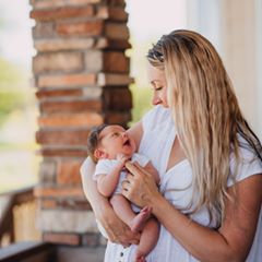 Instagram post by @lindsayroselle for Motherlove Herbal Company. Caption reads: A few years ago, I happened to sit down next to a....