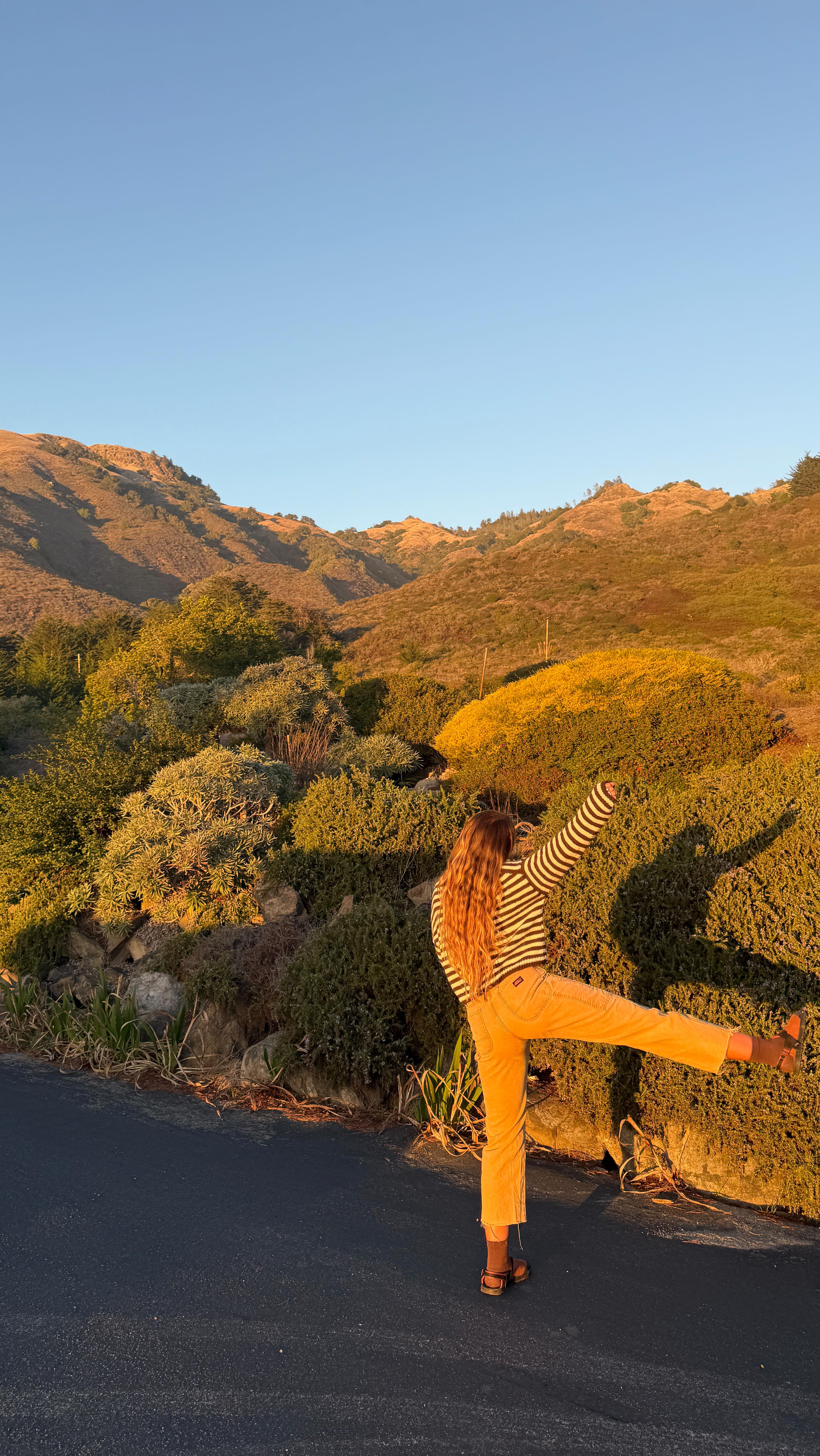 Instagram post by @wholehanna for PRIMA. Caption reads: [...] baby 🌤️

ft. our midway healthy treat~....