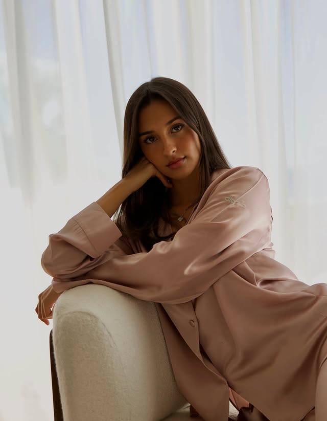 Instagram post by @alexandrasaintmleux for Alo Yoga. Caption reads: Sweet home 🎀 @alo.