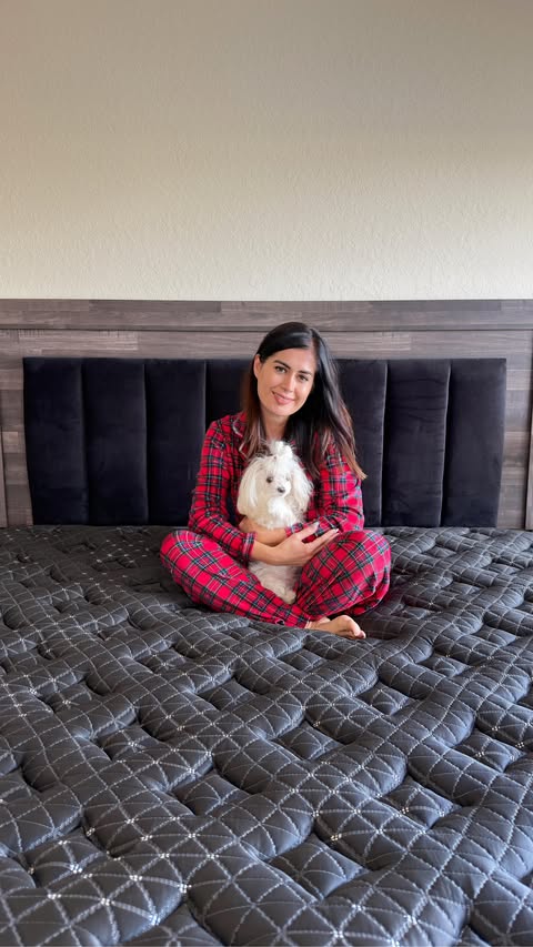 Instagram post by @velyanayurekli for Helix Sleep. Caption reads: Better sleep starts here 💤
I’ve been loving my....