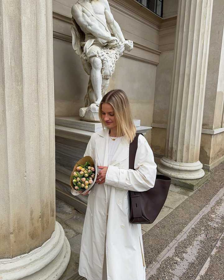 Instagram post by @amanda_sand for Bubbleroom. Caption reads: annonce | spring in Copenhagen - use the code SAND....