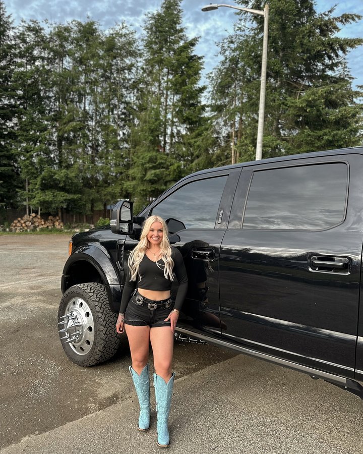 Instagram post by @lila_russell2 for Lane Boots. Caption reads: Lane boots ❤️‍🔥
#firecracker #affiliate 
CODE:....