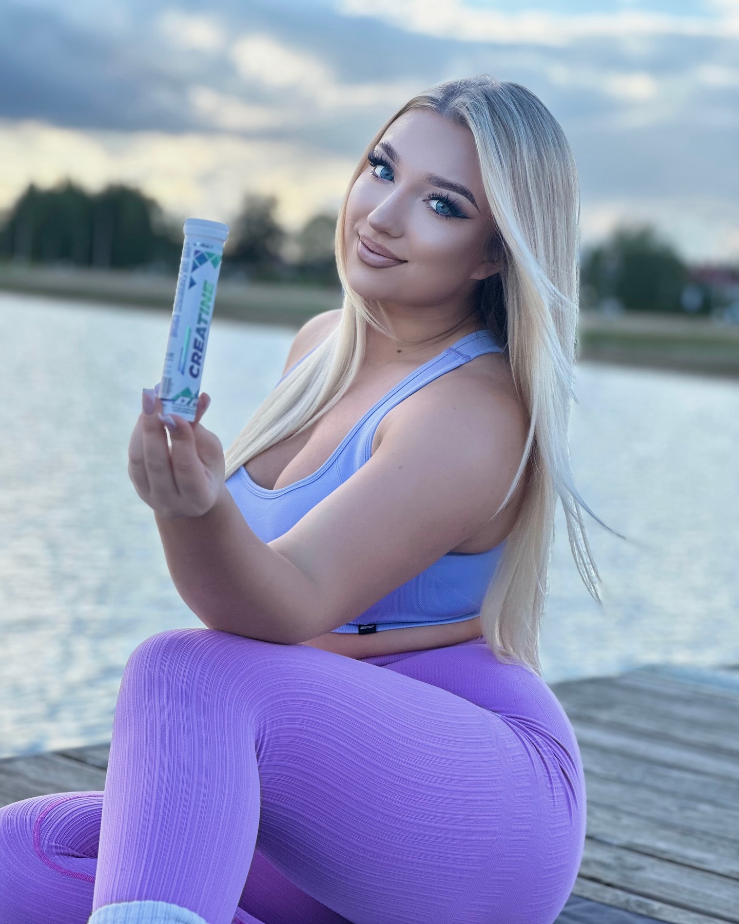 Instagram post by @szewczixx_official for Allnutrition. Caption reads: Nowa kreatyna od SFD już dostępna!
Więcej siły,....