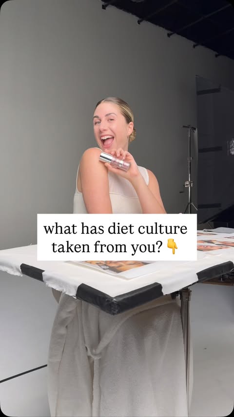 Instagram post by @find.food.freedom for Simple Mills. Caption reads: [...] it take anymore this year.

thank you....