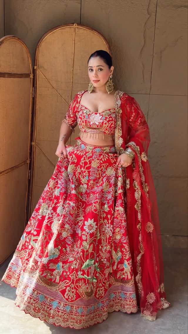 Instagram post by @ankitaraghavarora for LOVE EARTH. Caption reads: Dressed up like it’s my first Karwa 💫....