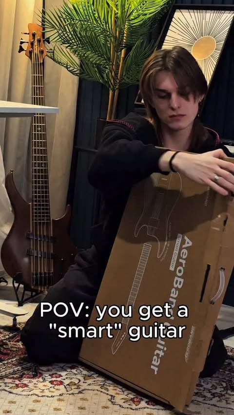 Instagram post by @leonsash for Aeroband. Caption reads: Beggin' with my new @aerobandofficial Smart....