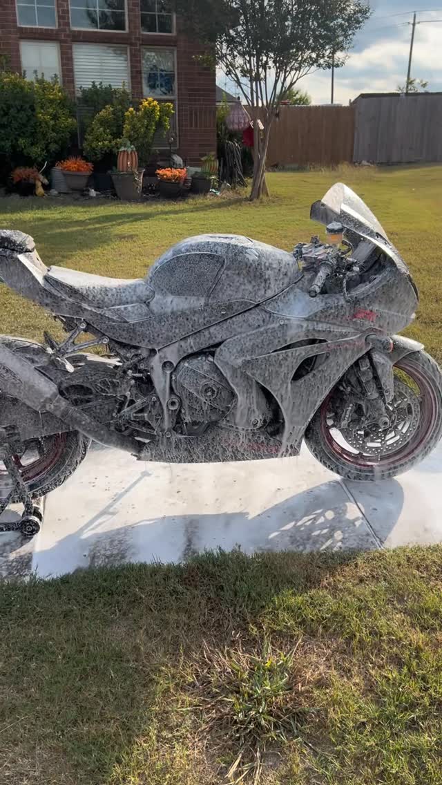 Instagram post by @jar7d_ for Giraffe Tools. Caption reads: @giraffetools code JAR7D for 10% off 

Super happy....