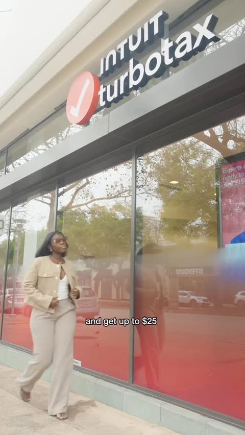 Instagram post by @simonenicolee__ for Intuit TurboTax. Caption reads: I’m sorry, I just couldn’t keep this to myself!....