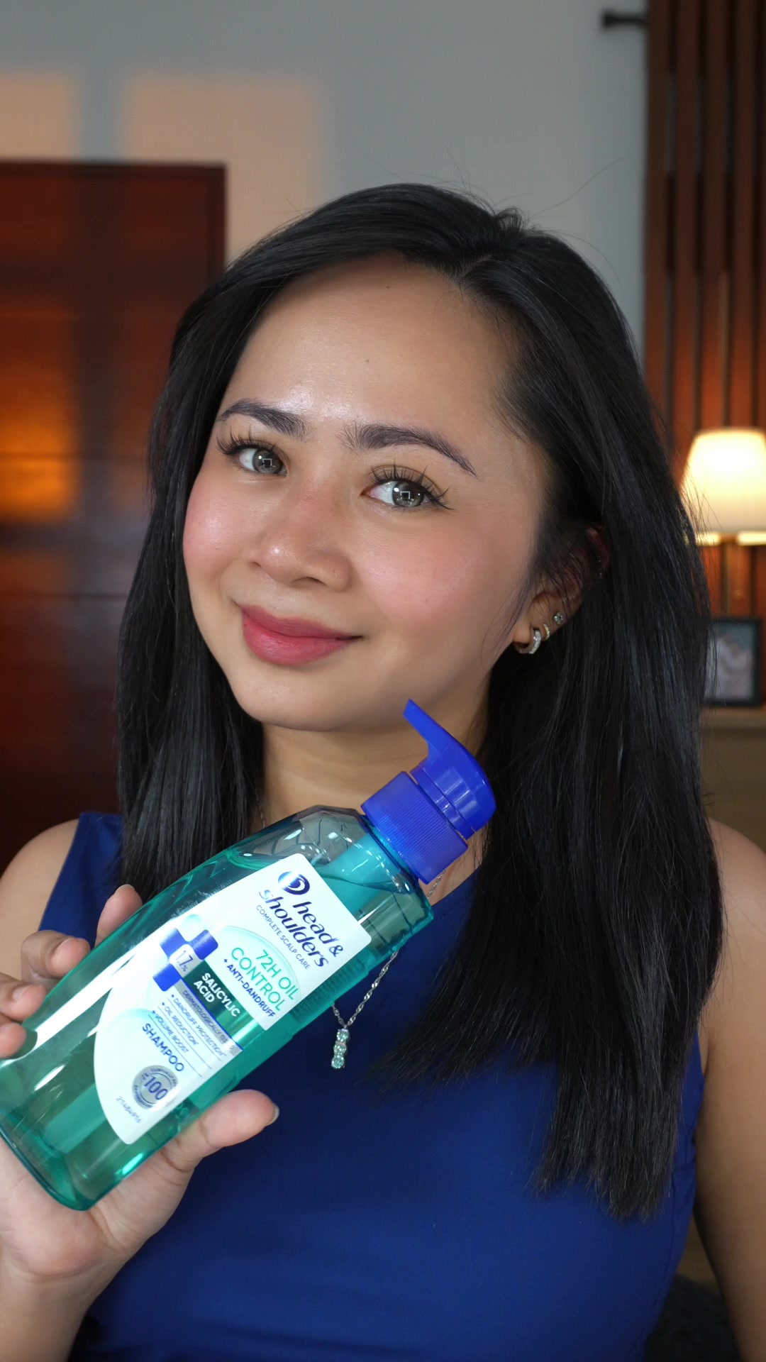 TikTok post by @geneofiana for Head & Shoulders Philippines. Caption reads: [...] Choose Head & Shoulders. 💙 @Head &....