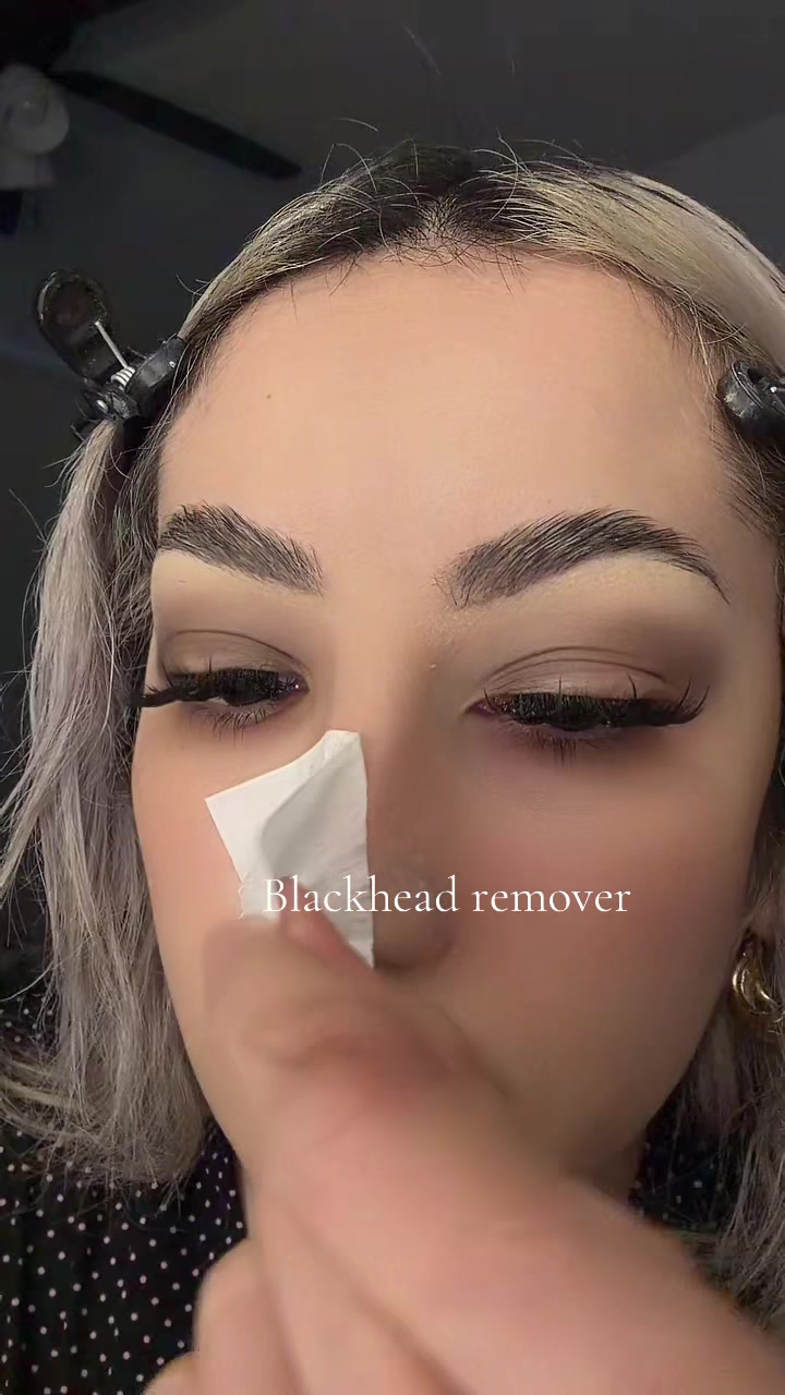 TikTok post by @_myraaa_v for Lanbena. Caption reads: #fypシ #foryoupage #tiktokshop #blackhead #lanbena....