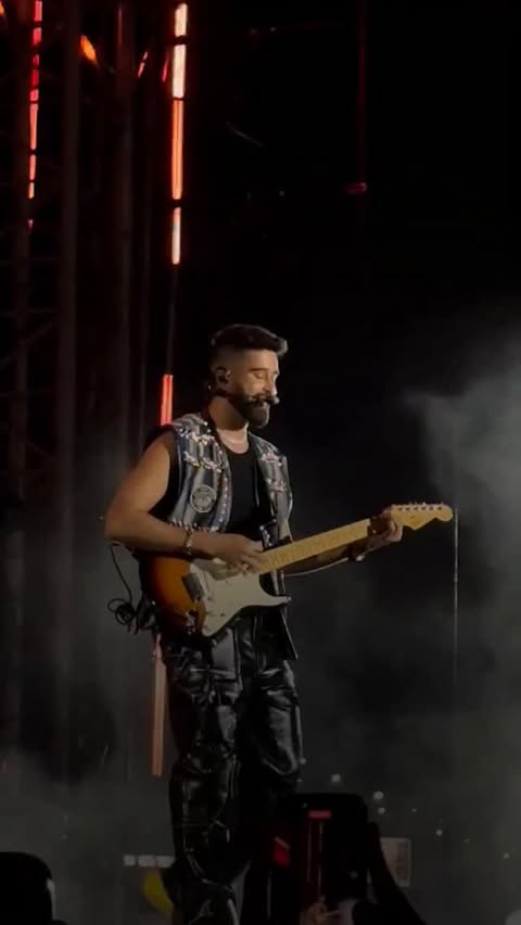 Instagram post by @bookmyshow.live for BookMyShow. Caption reads: 𝘛𝘩𝘰𝘥𝘪 𝘚𝘪 𝘋𝘢𝘢𝘳𝘶 won’t be your excuse to....