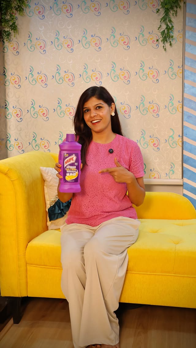Instagram post by @cozy_homestyling for Harpic. Caption reads: [...] Rohit Shetty’s challenge, I put the new....