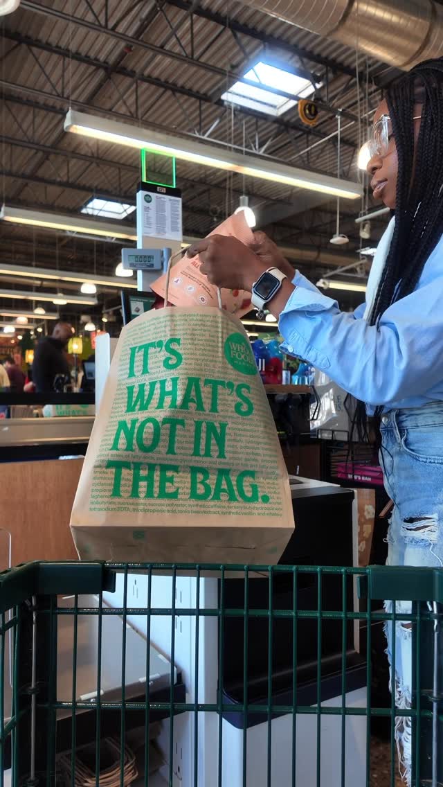 Instagram post by @lilbit.oft for EATABLE. Caption reads: Pop , sip & enjoy 🍿✨. EATABLE INFUSED POPCORN now....