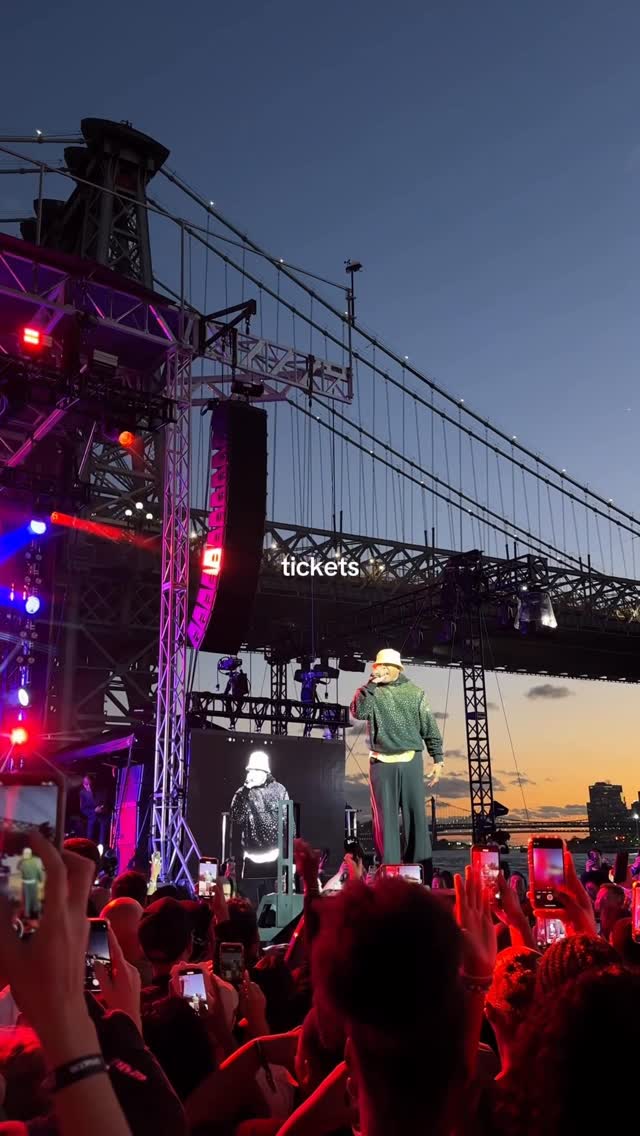 Instagram post by @caleighhorrigan for SeatGeek. Caption reads: great seats, great prices, and great memories....