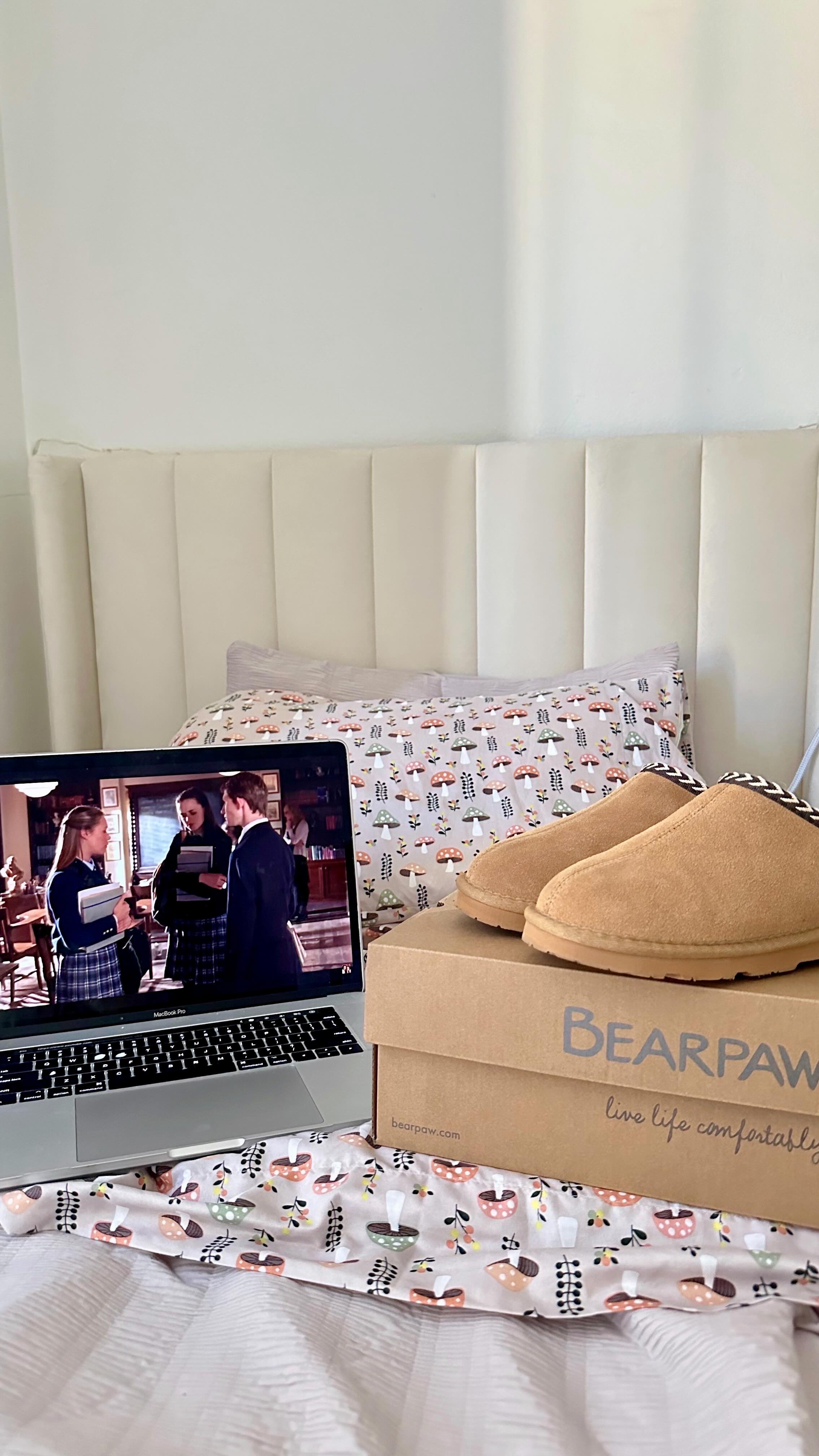 Instagram post by @meileentaw for BEARPAW. Caption reads: fall is for being comfy and cozy in @bearpawshoes....