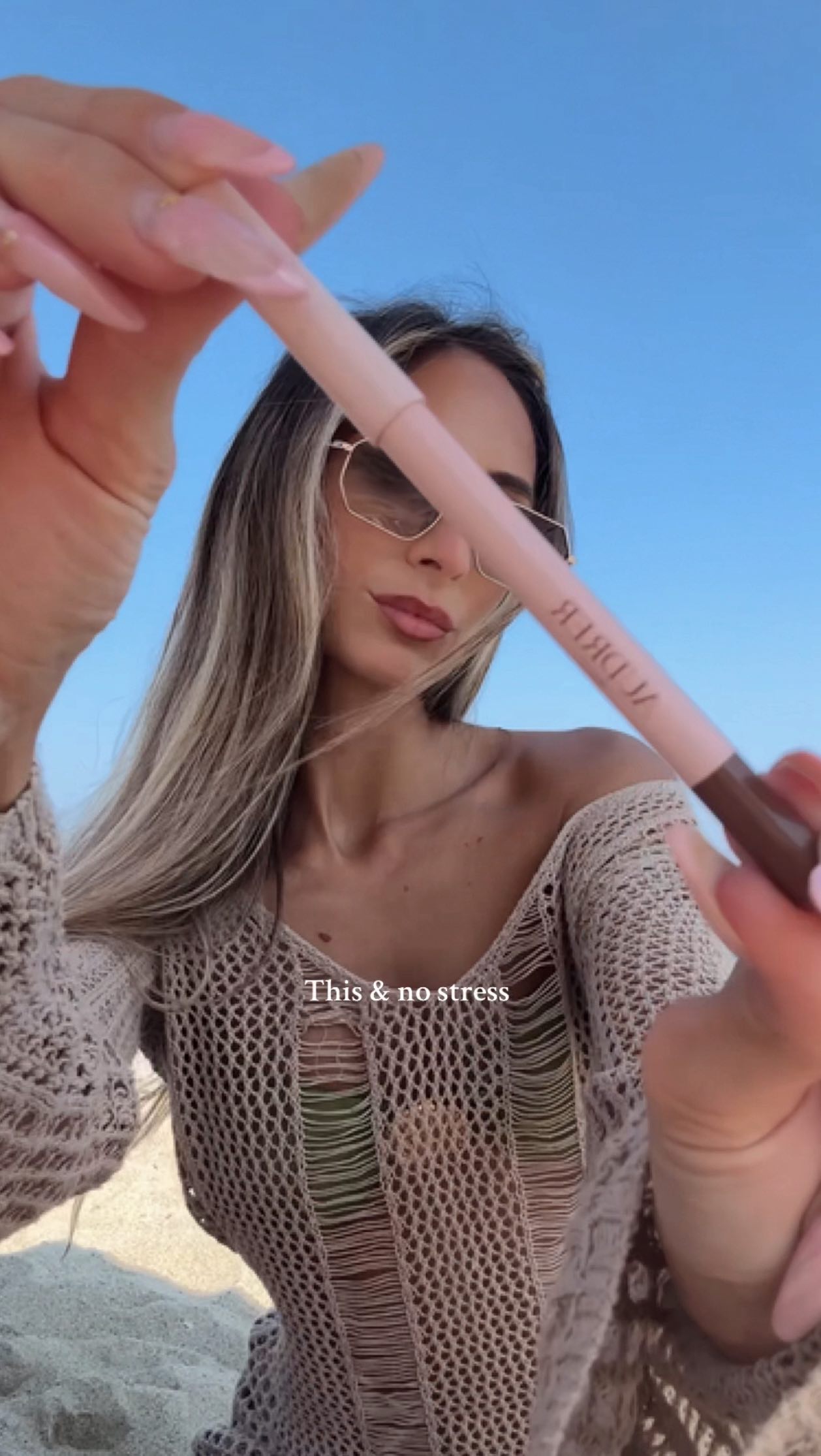 Instagram post by @aryana_ray for Hawaiian Tropic. Caption reads: This & no stress >>> 

@audreraudrer @laneige_eu....