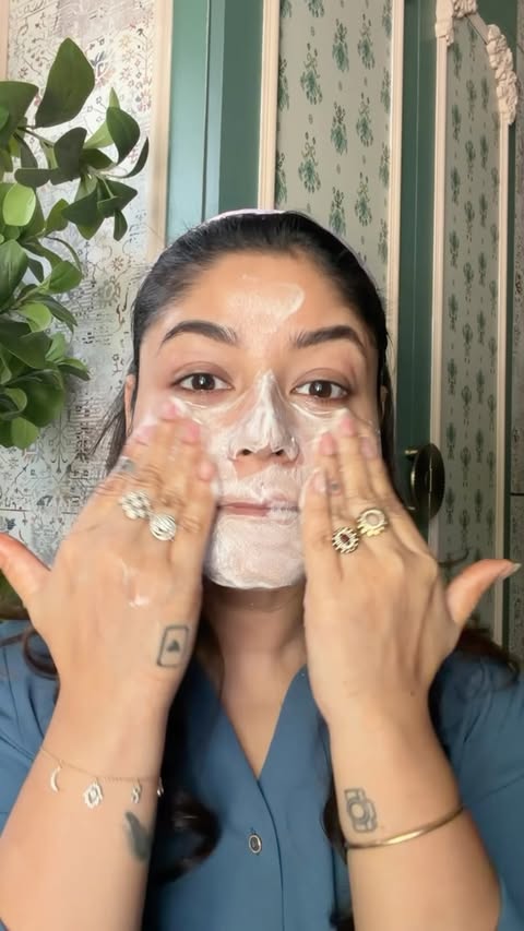Instagram post by @vaishalimitra.official for Dermatouch. Caption reads: [...] dark spots & uneven skin tone . . Try....