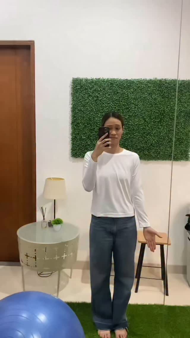 Instagram post by @sabrinahartanti for Lazada Indonesia. Caption reads: Ever get stuck choosing the right shoes to match....