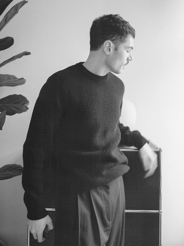 Instagram post by @haranamorim for SANVT. Caption reads: Winter essentials with @sanvtofficial 

#ad #ootd....