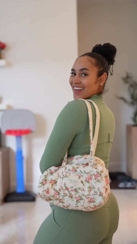 Instagram post by @iamraeknight_ for Moon Nude. Caption reads: [...] kids 👀👜

This Roze Mini Duffel from....