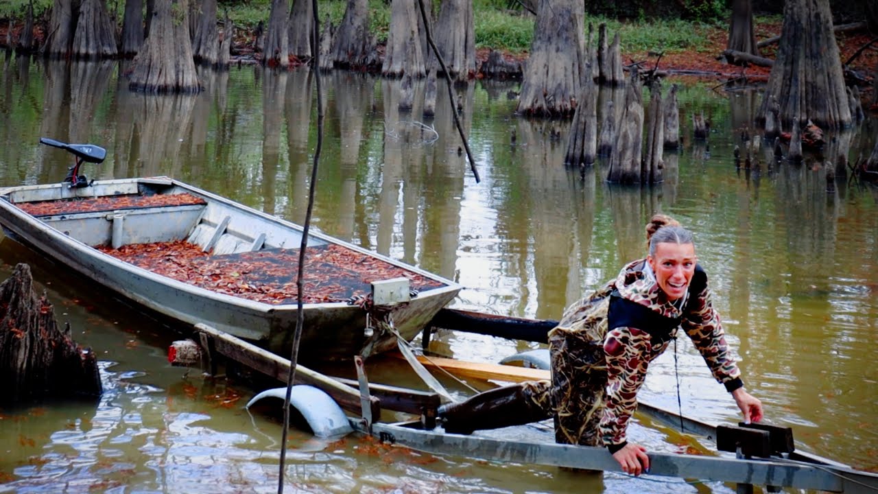 YouTube post by @CajunCountryLivin for Seed. Caption reads: This Turned Into a Total Swamp Rescue….