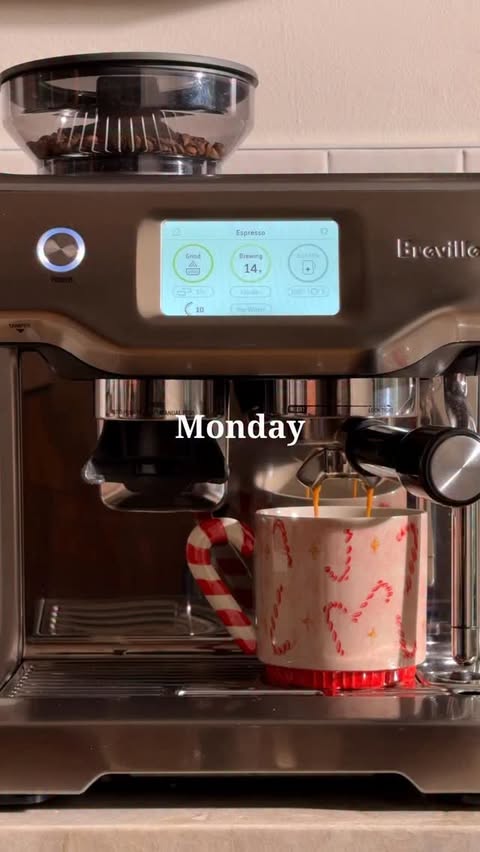 Instagram post by @bevsbybeverly for Breville. Caption reads: ☕️🎅🏼🎄⛄️⭐️

#coffeetime #coffeelover #coffee....