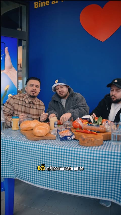 Instagram post by @neacsadragos for Lidl Romania. Caption reads: Lesgoooo @lidlromania ! Un singur brand, 400 de....