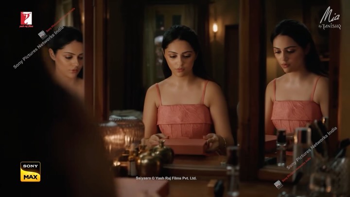 Instagram post by @sonymax for Mia by Tanishq. Caption reads: [...] moment even more precious with @miabytanishq....