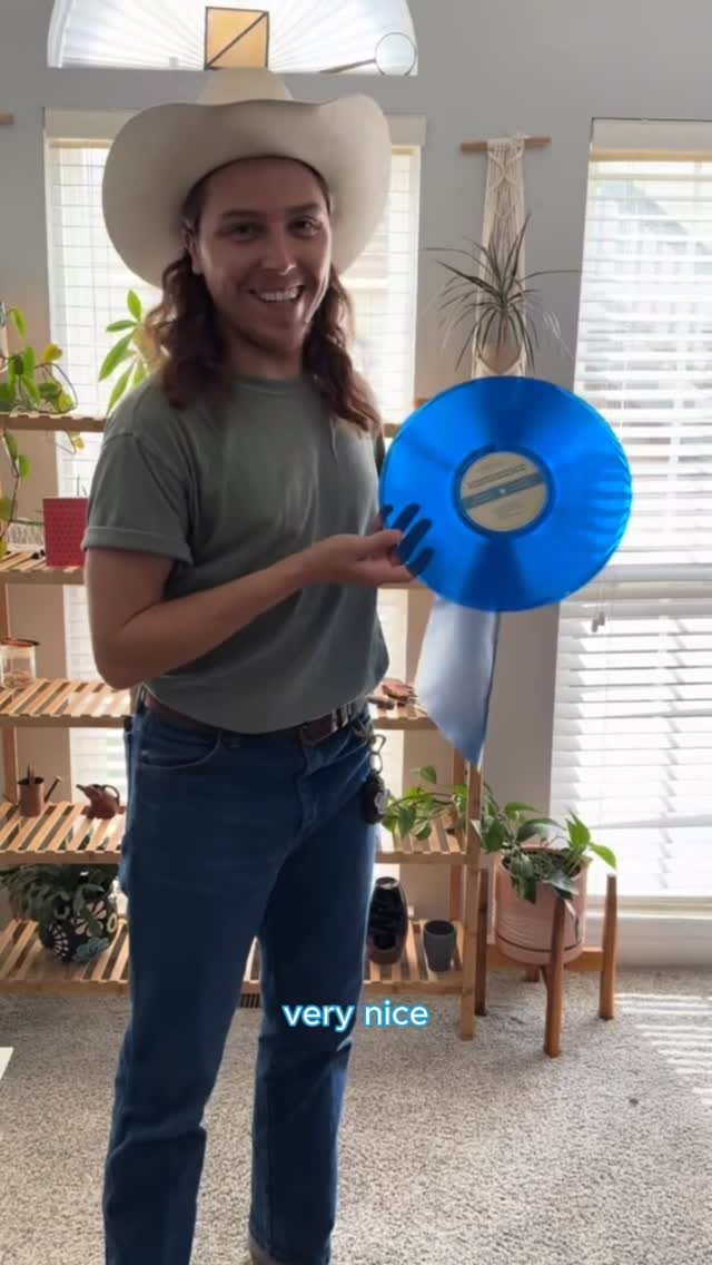 Instagram post by @thedanieldonato for Ryman. Caption reads: “Horizons,” has almost landed, in her crystal....