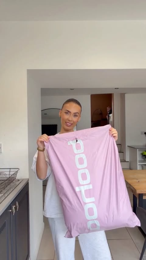 Instagram post by @amy_edz for boohoo. Caption reads: Girls, this @boohoo haul is so good.. screaming....