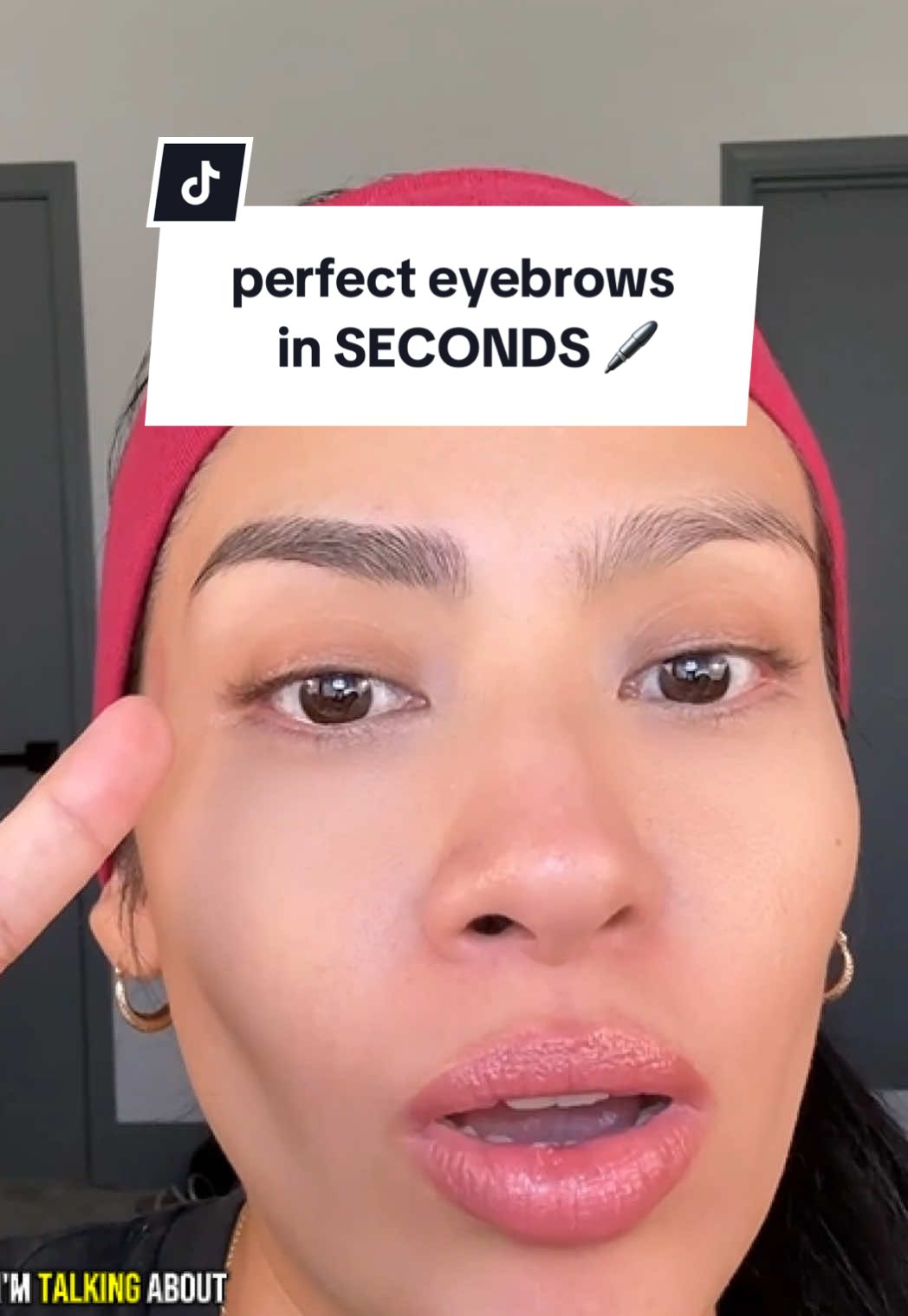 TikTok post by @holaimshirley for iMethodBeauty. Caption reads: Here’s the easiest way to get natural....