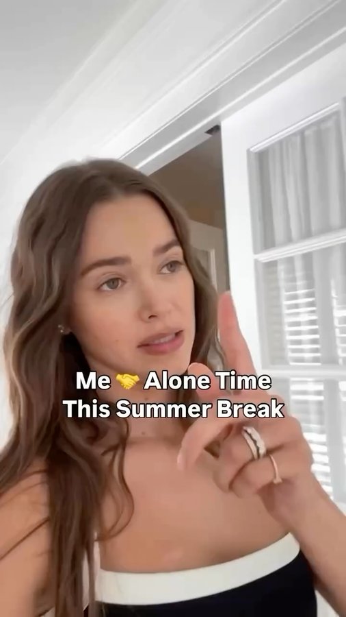 Instagram post by @valerialipovetsky for EVE LOM. Caption reads: [...] guide to summer break with the new @evelom....