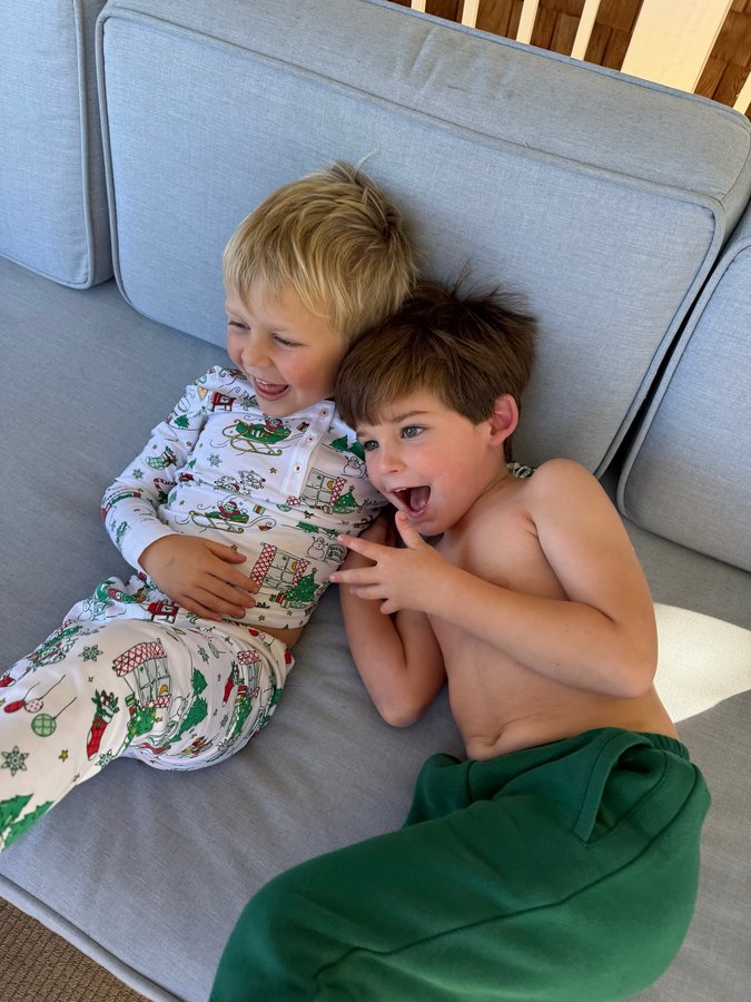 Instagram post by @claire_taft for Roller Rabbit. Caption reads: Weekending in @rollerrabbitofficial 💓

the home....