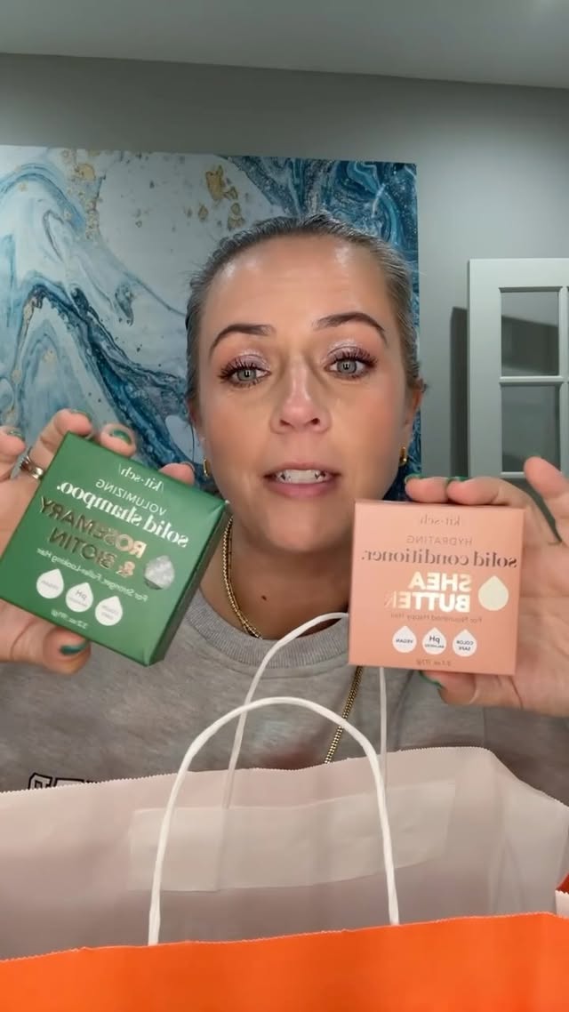 Instagram post by @kellyrosesarno for Blind Barber. Caption reads: [...] won’t get the links!) @nyxcosmetics....