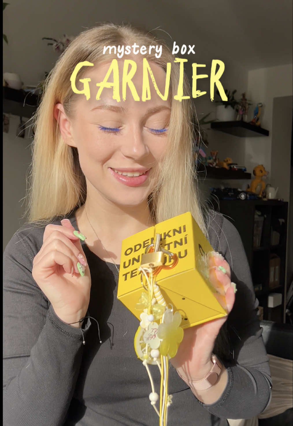 TikTok post by @kristynaruttkayova for Garnier CZ/SK. Caption reads: guess whaaat🗣️🍋 mystery boxik od @garnier_czsk,....