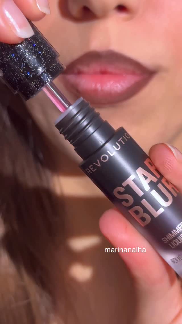 Instagram post by @marinanalha for Makeup Revolution. Caption reads: I’m sorry what??

Why is this so cool? 😭🤩 I love....