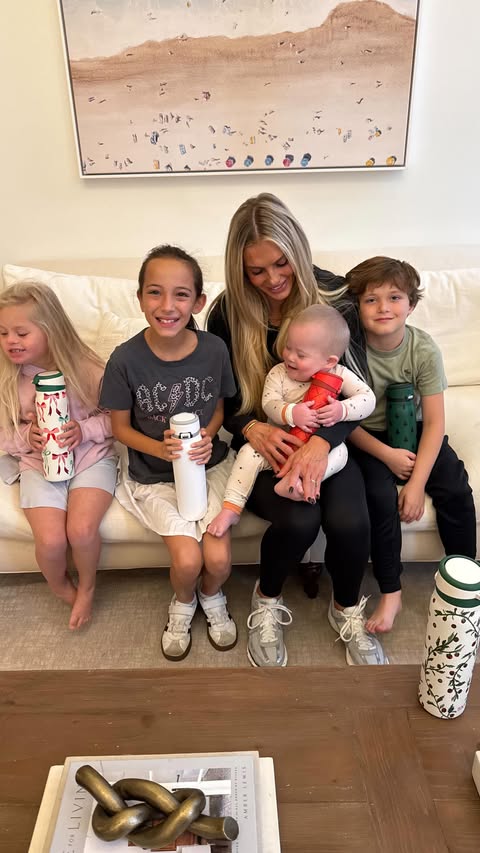 Instagram post by @kirstinczernek for Simple Modern. Caption reads: Mornings are my favorite 🥰 the morning hair,....