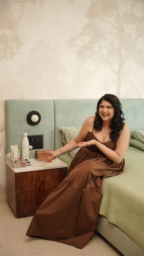 Instagram post by @anshulakapoor for Onyx Brands. Caption reads: New home, still setting things up but the bedside....