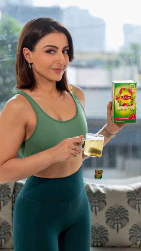 Instagram post by @sakpataudi for Lipton. Caption reads: [...] when you actually know why it works....