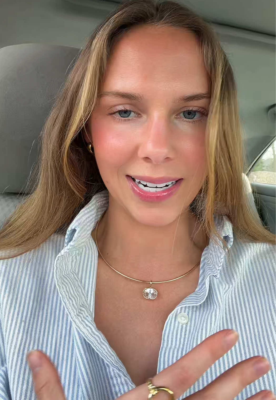 TikTok post by @jujubeingdelulu for BaubleBar. Caption reads: [...] her!! such a nice inexpensive option....