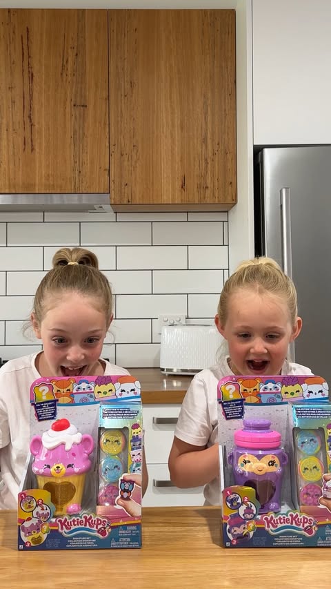 Instagram post by @amierohan_ for Jazwares. Caption reads: Christmas present testing with the girls 🎁✨
We....